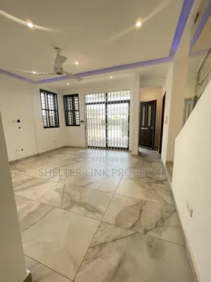 2bdrm House in Adenta Ashiyie, New Site for sale