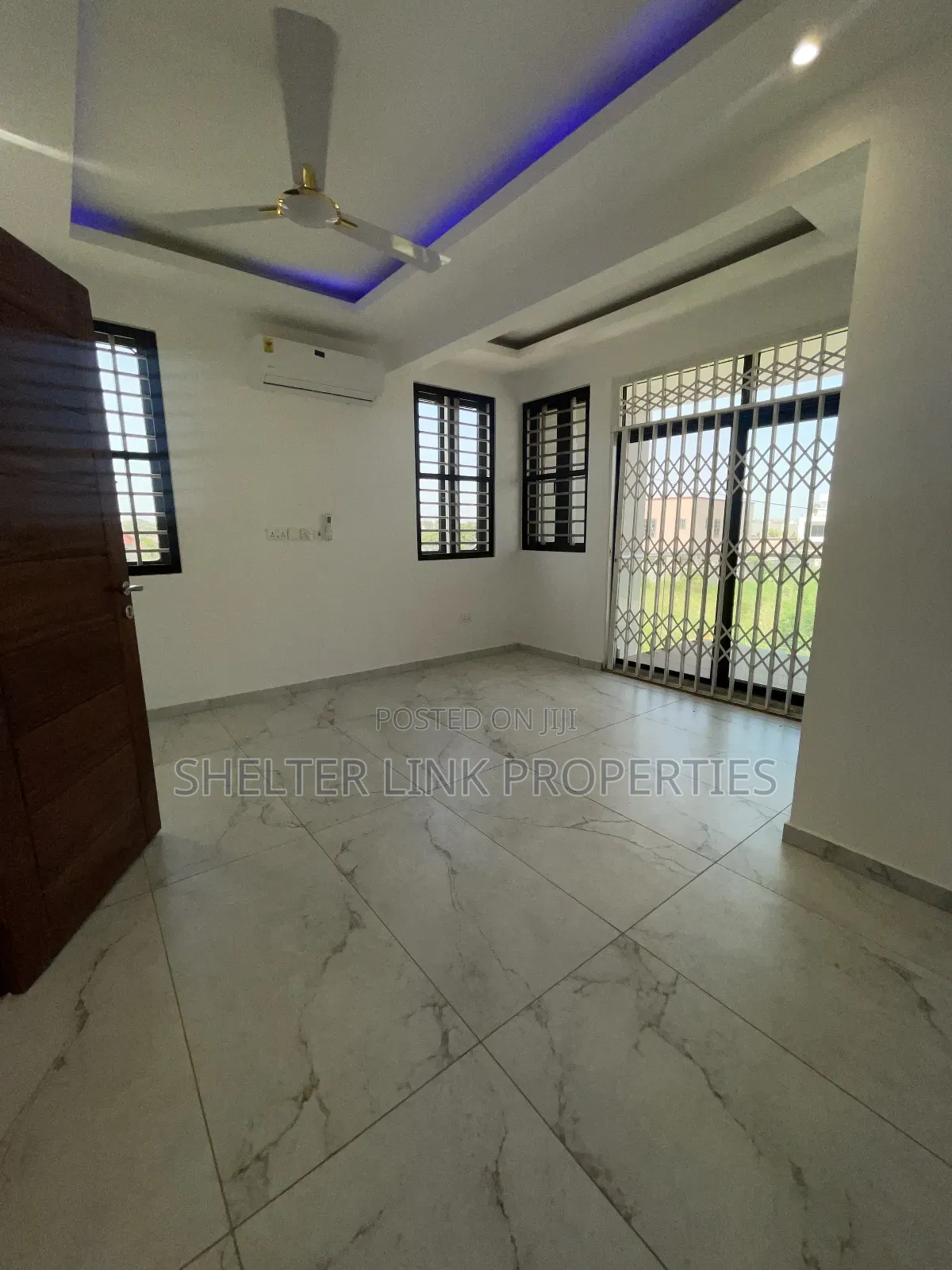 2bdrm House in Adenta Ashiyie, New Site for sale
