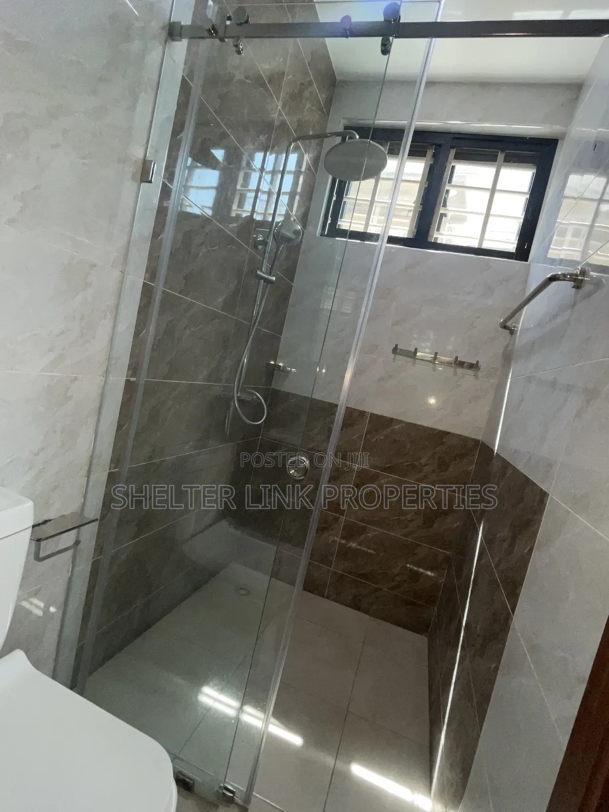 2bdrm House in Adenta Ashiyie, New Site for sale