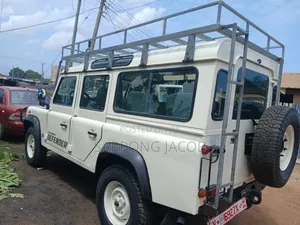 Land Rover Defender 1990 White