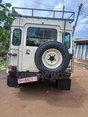 Land Rover Defender 1990 White