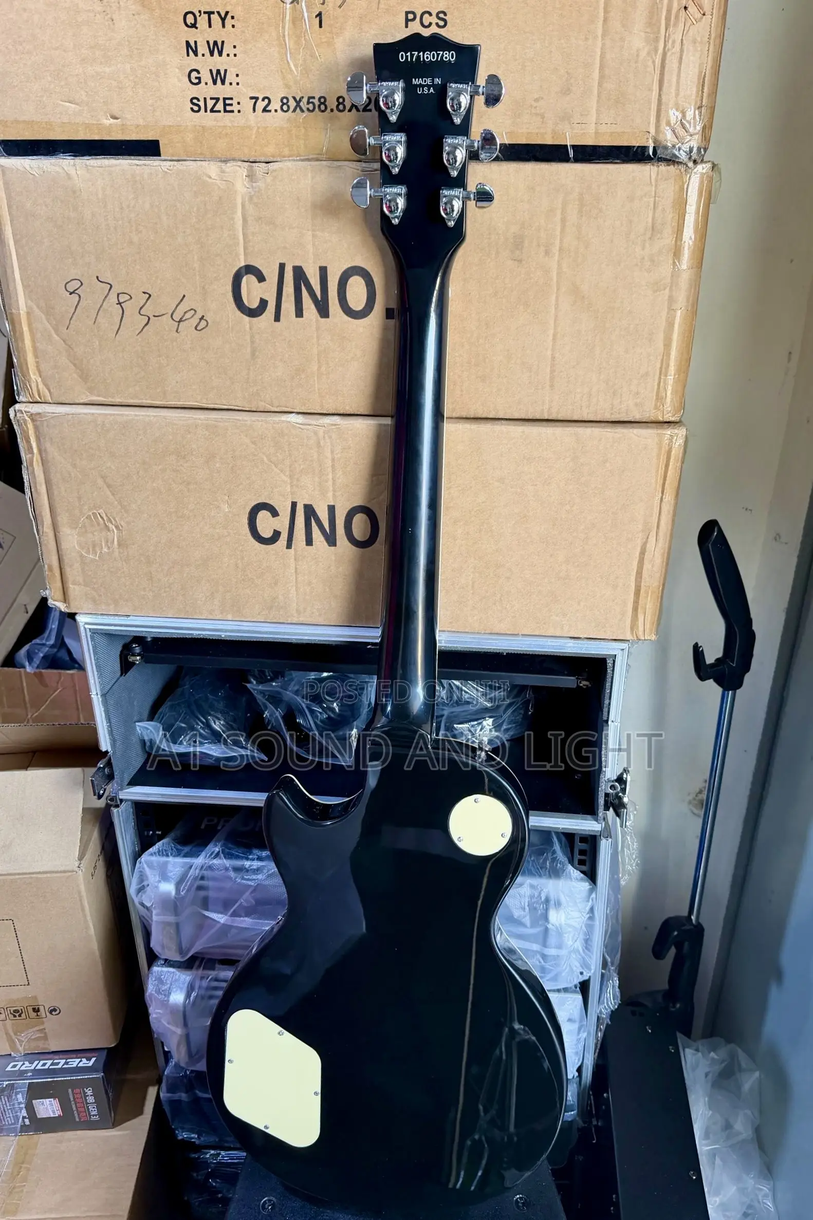 Gibson Les Paul Electric Guitar