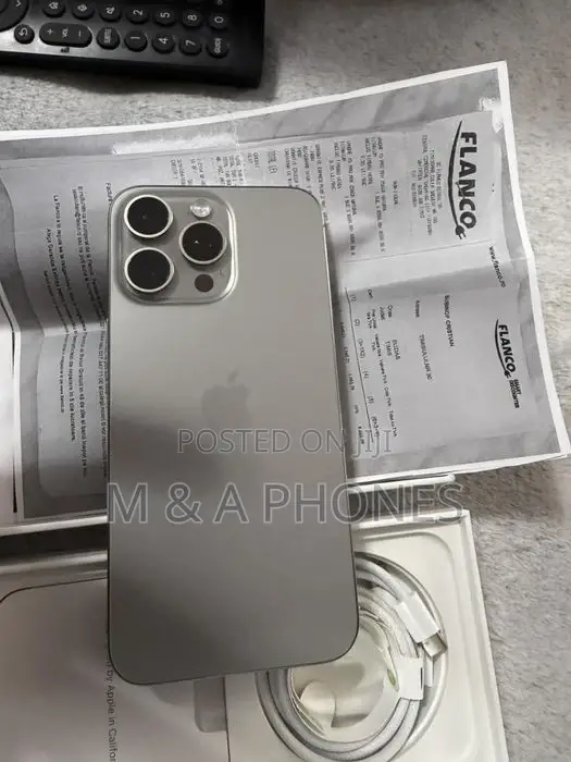Apple iPhone 15 Pro Max 256 GB Silver