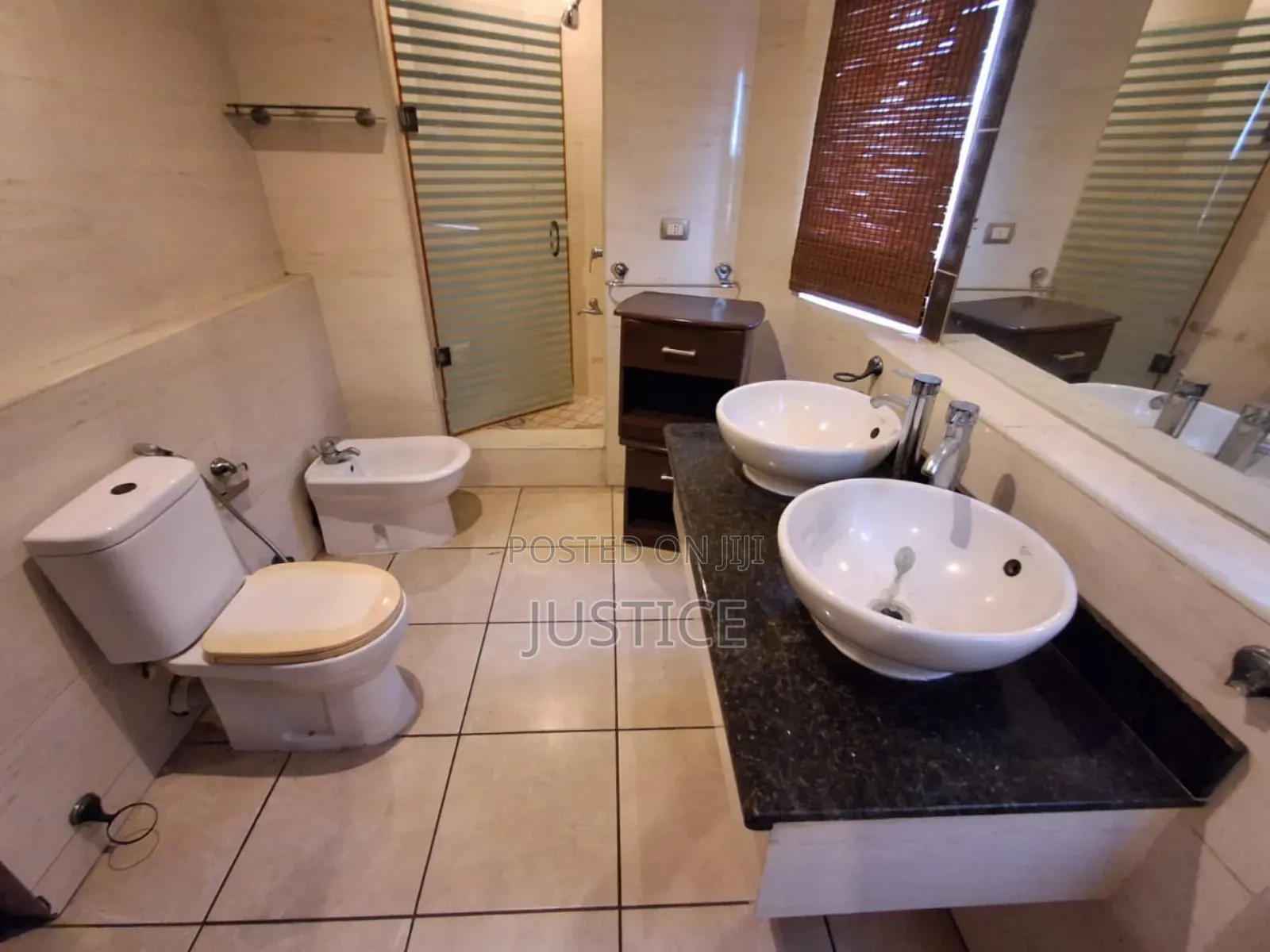 Furnished 3bdrm Apartment in Airport for rent
