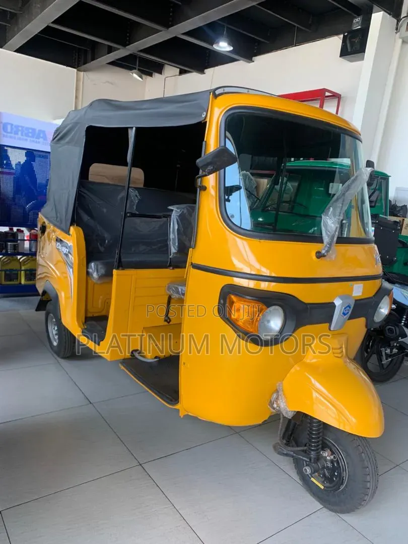 New Piaggio 2024 Yellow