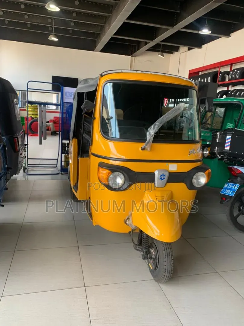 New Piaggio 2024 Yellow