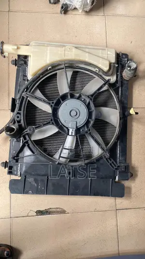 Toyota Vitz Foreign Used Radiator, Condenser and Fan 2008,2009,2010
