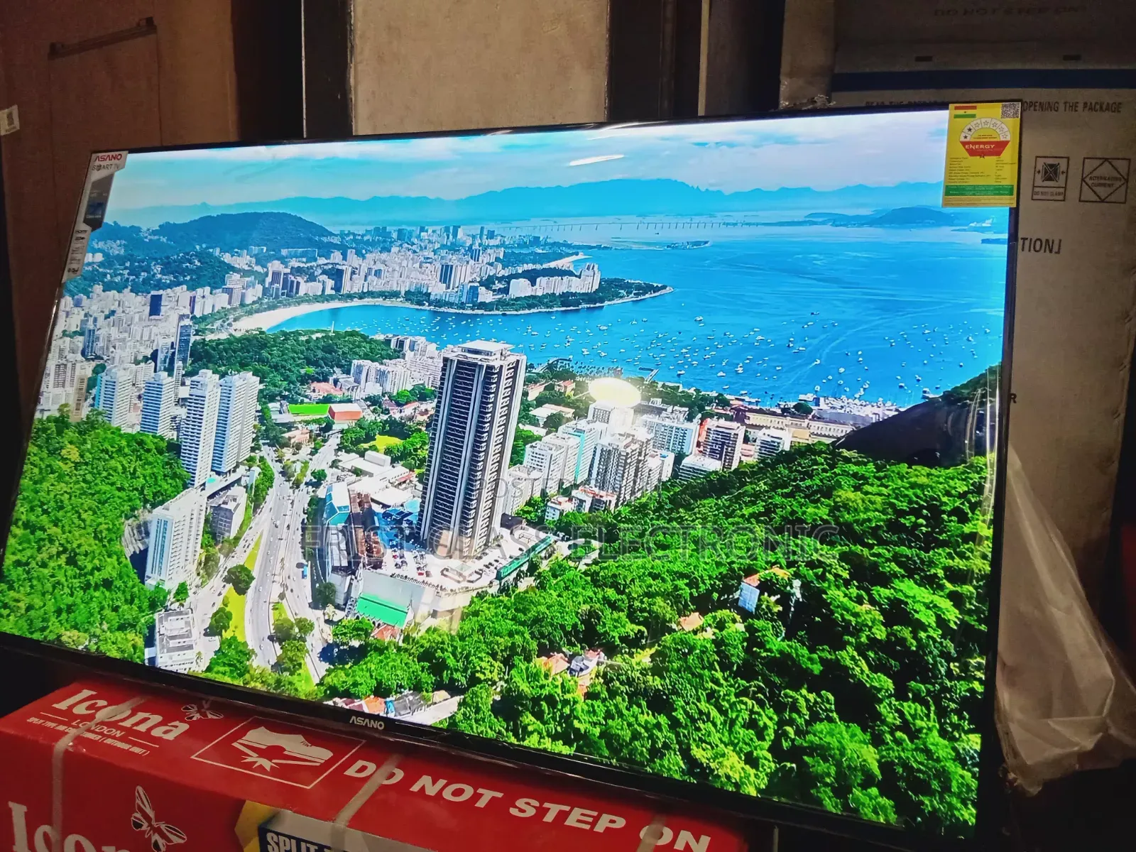 Asano 50 Smart Tv Balanced Light, Tv That Feels Right