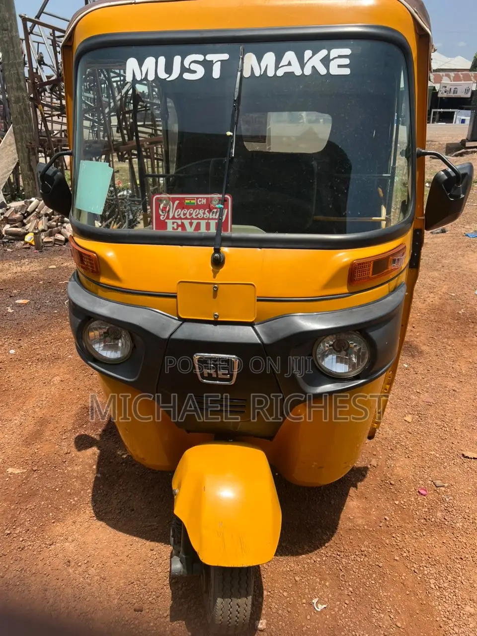 Bajaj RE 2024 Yellow