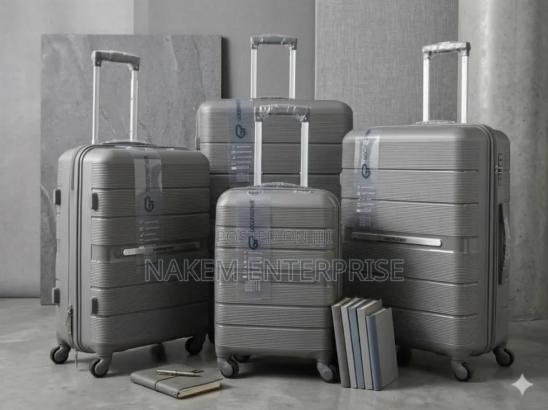 4pcs Anticrack Trolley Travelling Luggage With 360 Wheel Spinners