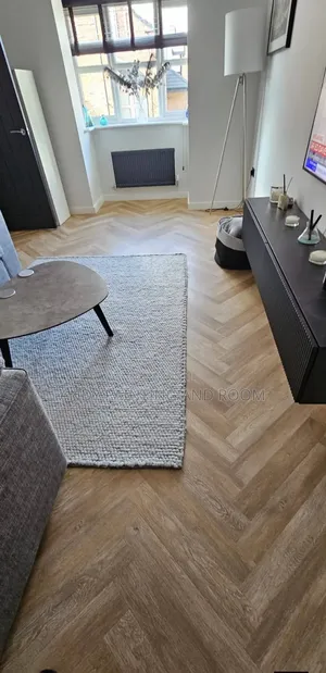 Professional Vinyl Tilers Layer