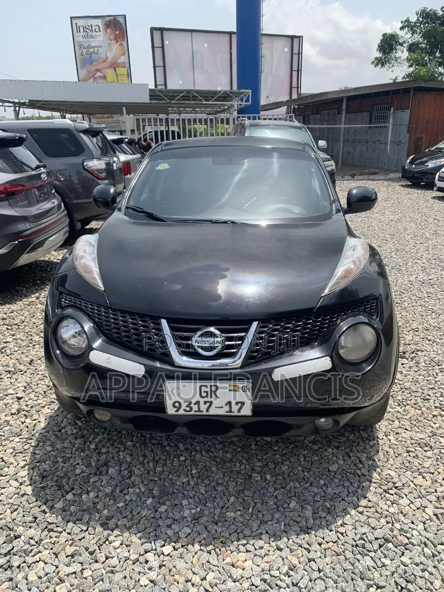 Nissan Juke S 4dr Hatchback AWD (1.6L 4cyl Turbo CVT) 2015 Black