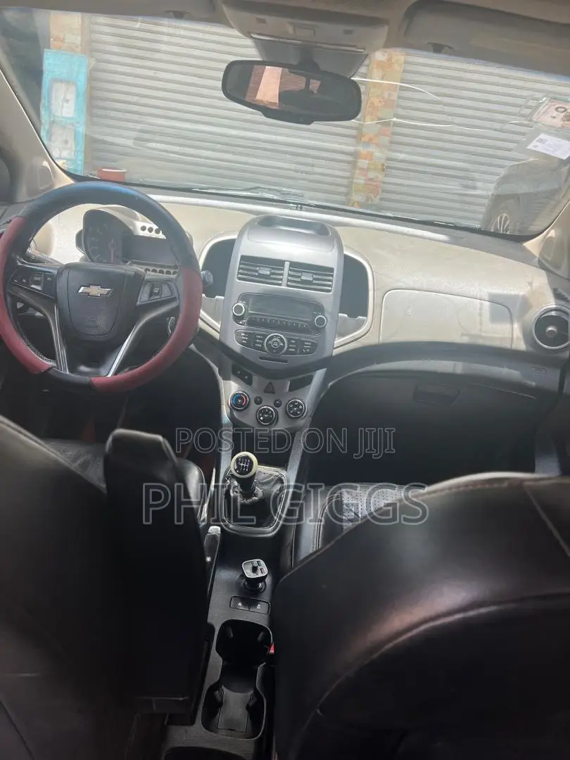 Chevrolet Sonic 1LT 2012 Black