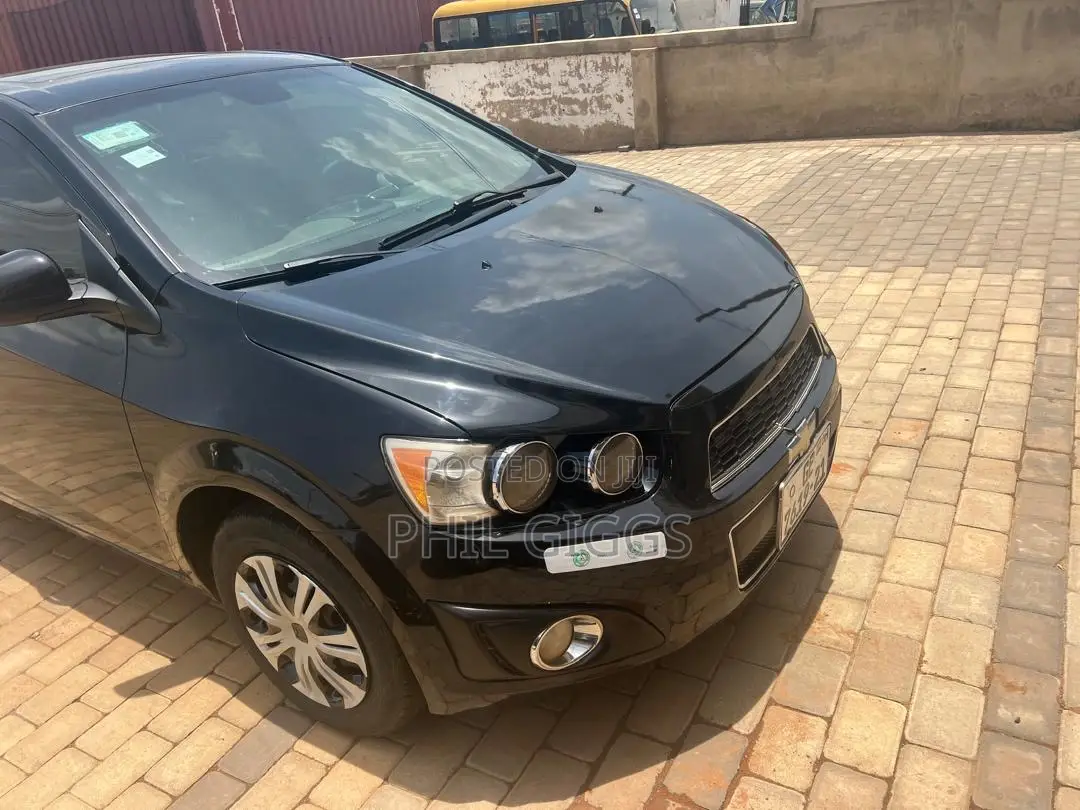 Chevrolet Sonic 1LT 2012 Black