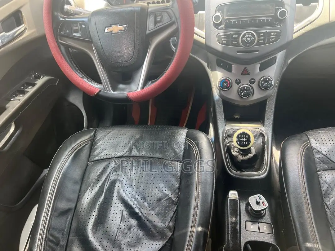 Chevrolet Sonic 1LT 2012 Black