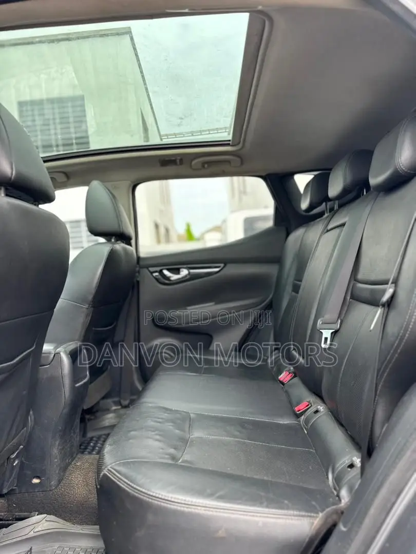 Nissan Qashqai 2017 Gray