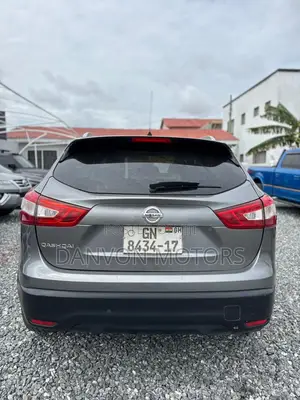 Nissan Qashqai 2017 Gray