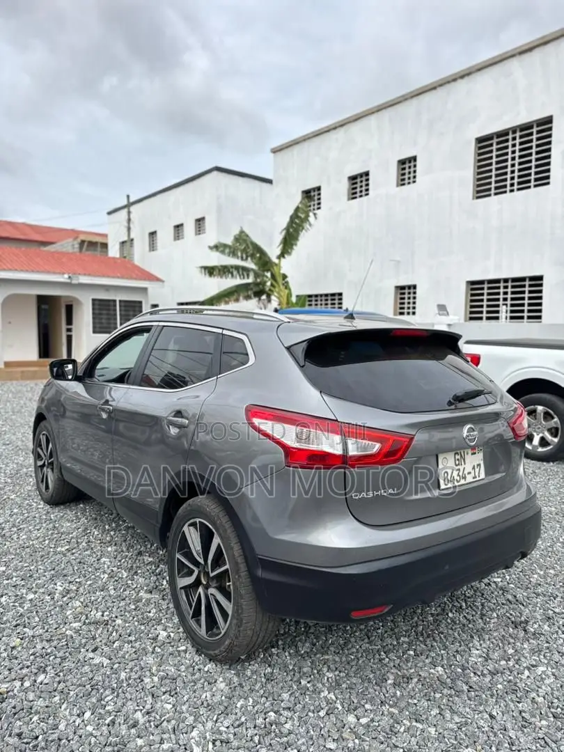 Nissan Qashqai 2017 Gray