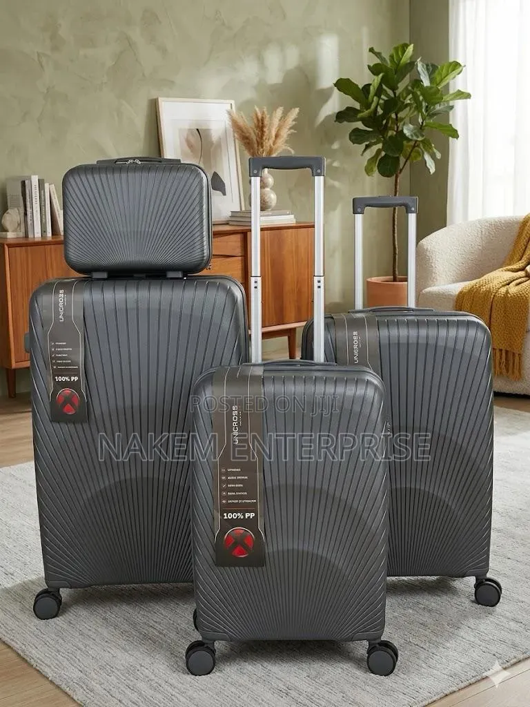 Pp 4in1 Trolley Luggage With Tsa Locks and a Cosmetic Bag
