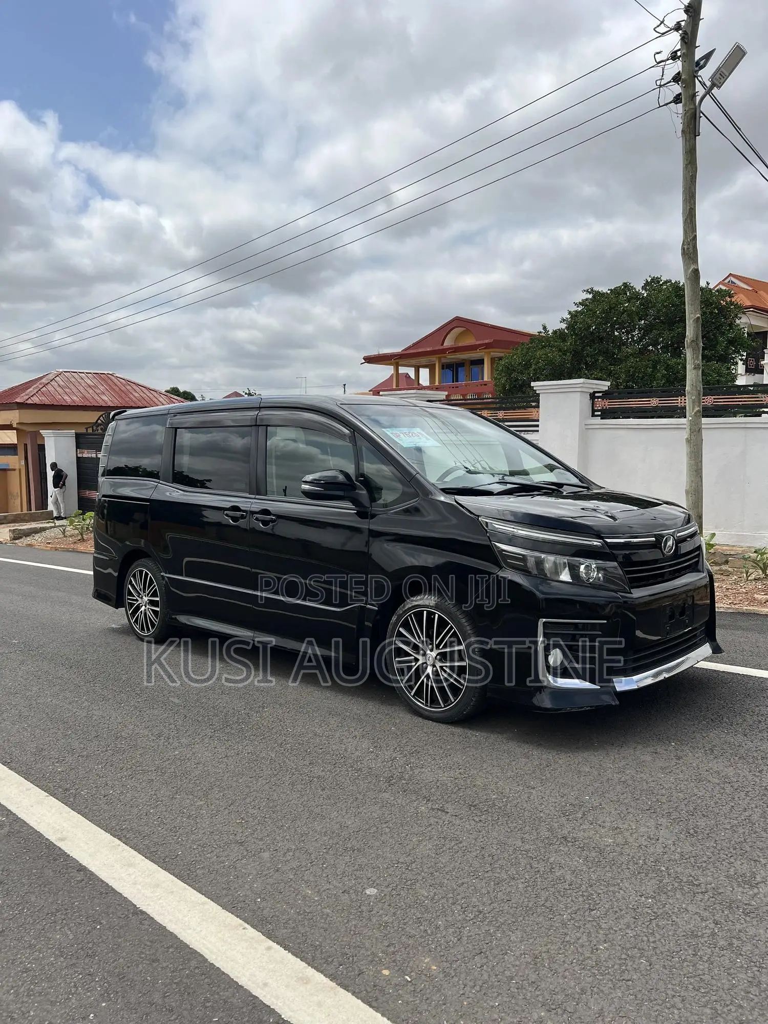 Toyota Voxy 2016 Black