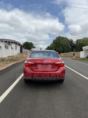 Toyota Corolla LE 4dr Sedan (1.8L 4cyl CVT) 2016 Red