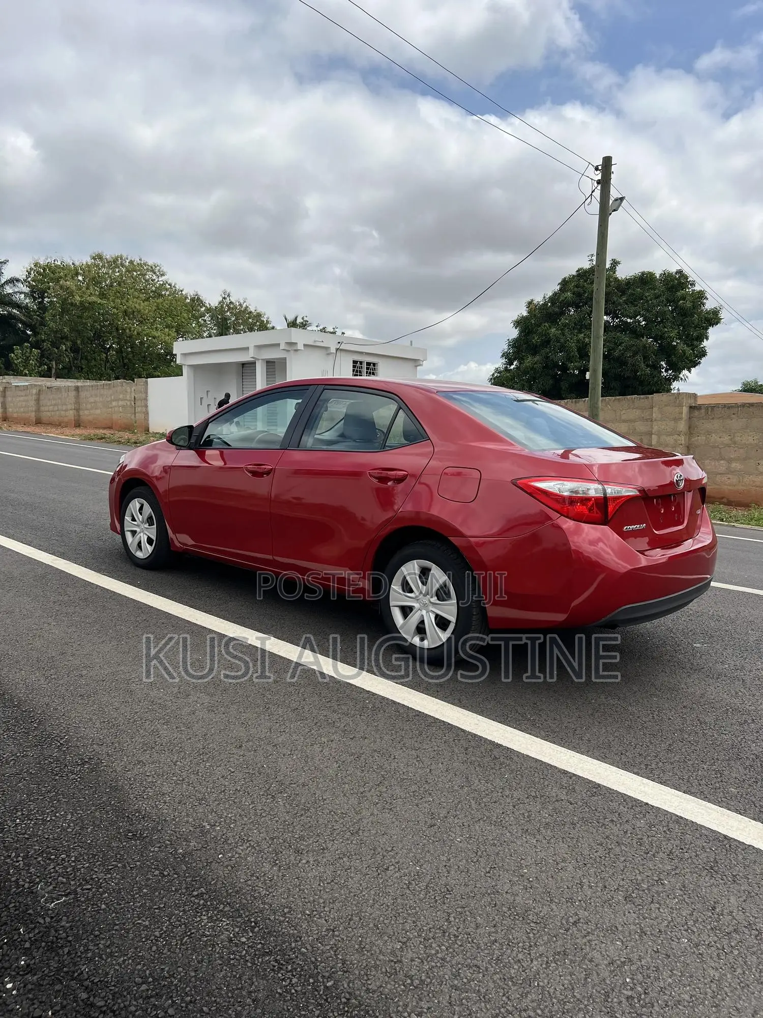 Toyota Corolla LE 4dr Sedan (1.8L 4cyl CVT) 2016 Red