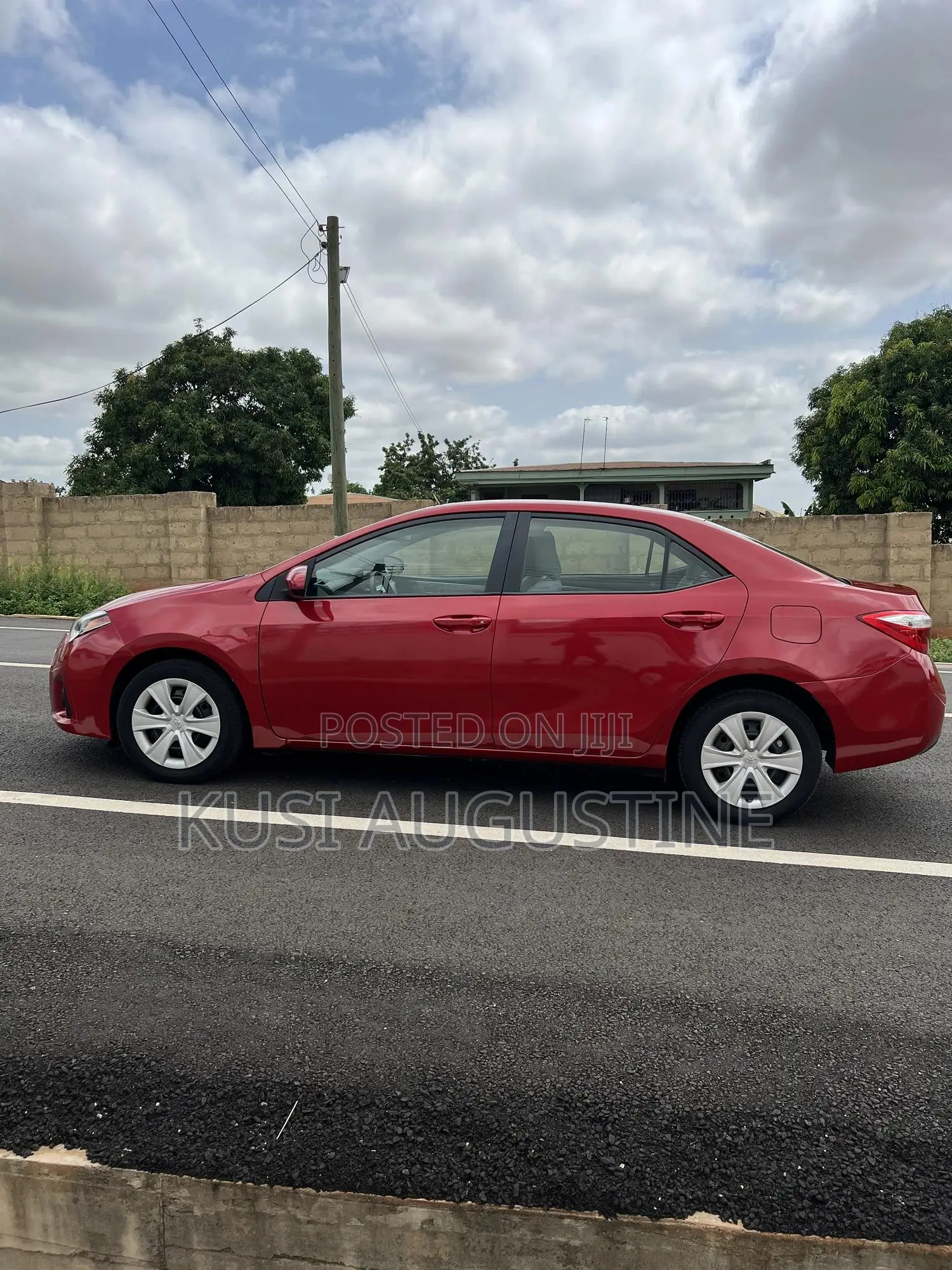 Toyota Corolla LE 4dr Sedan (1.8L 4cyl CVT) 2016 Red