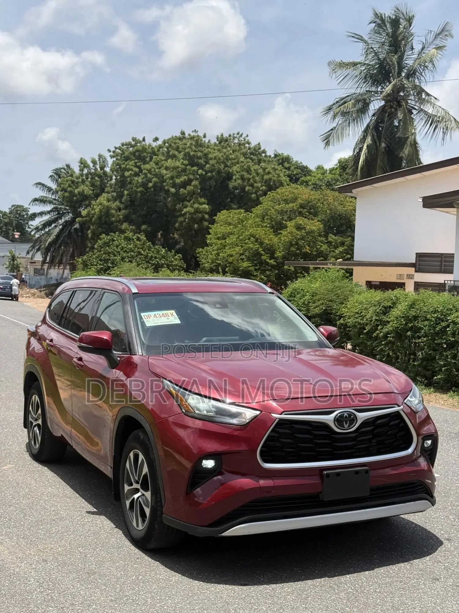 Toyota Highlander XLE 2021 Red