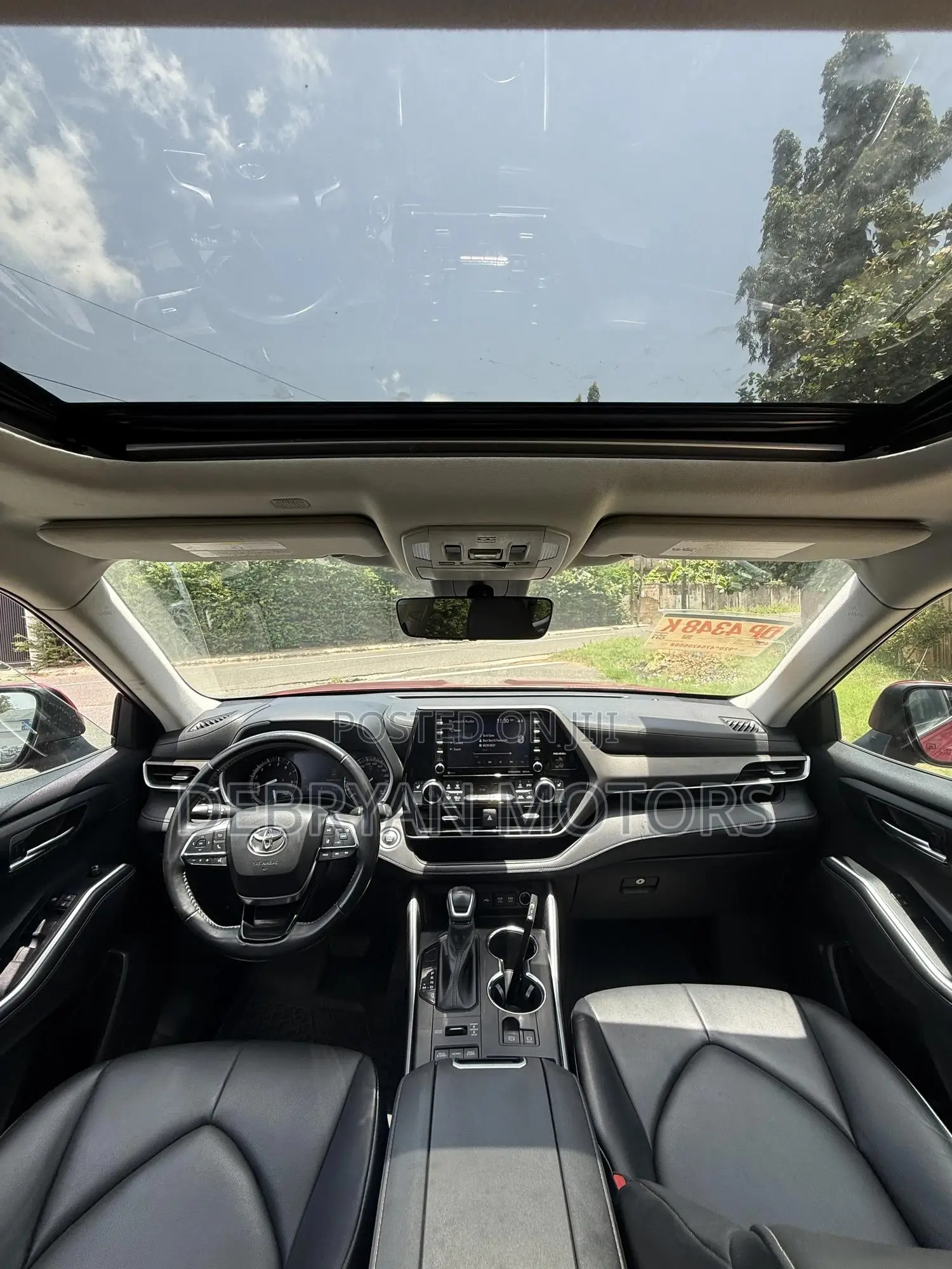Toyota Highlander XLE 2021 Red