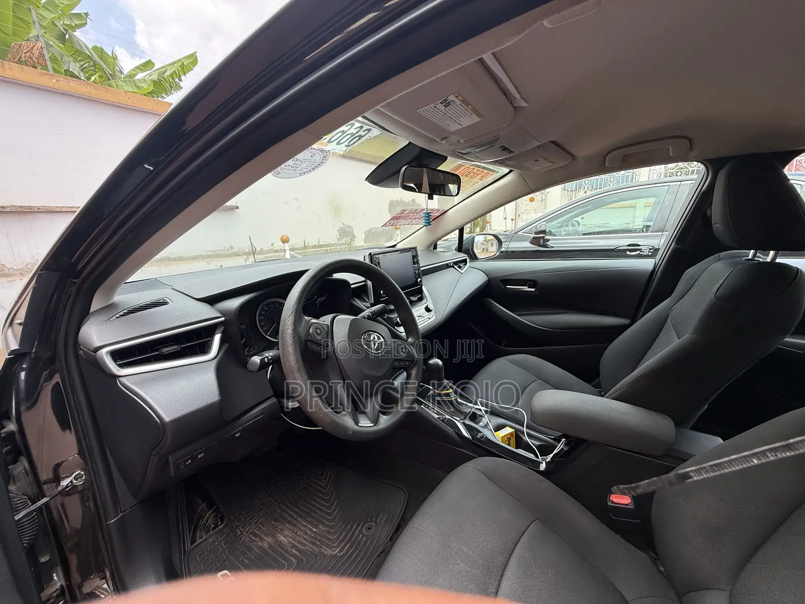 Toyota Corolla LE 2021 Black