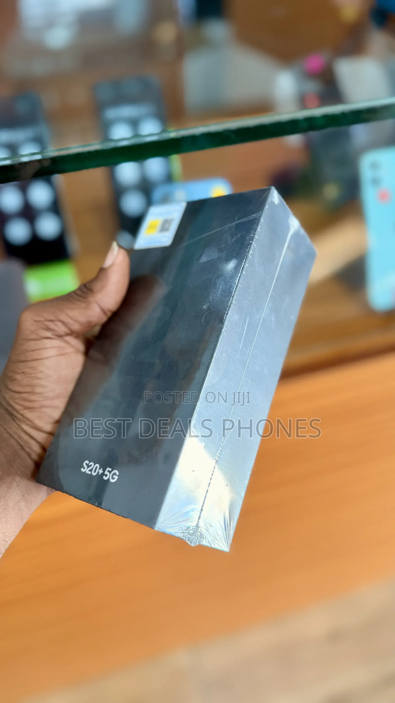 New Samsung Galaxy S20+ 5G 256 GB Gold