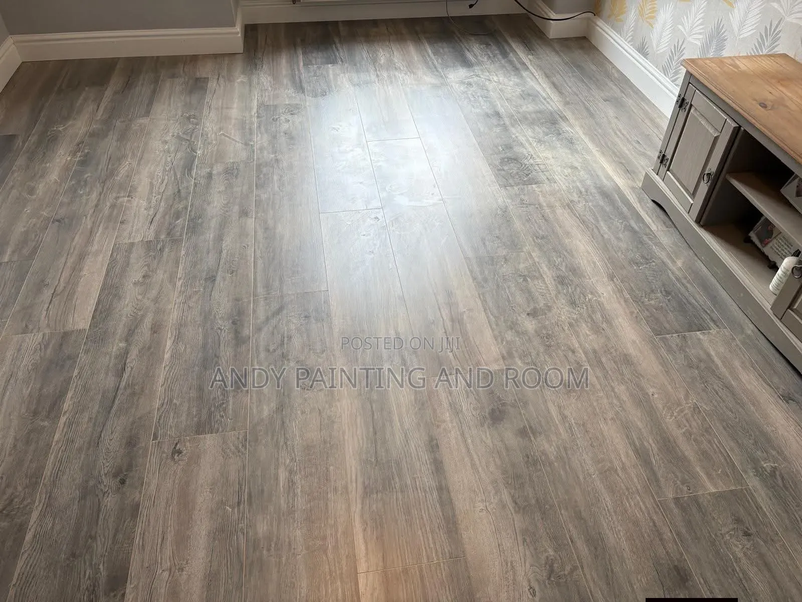 Vinyl Tiles Installation