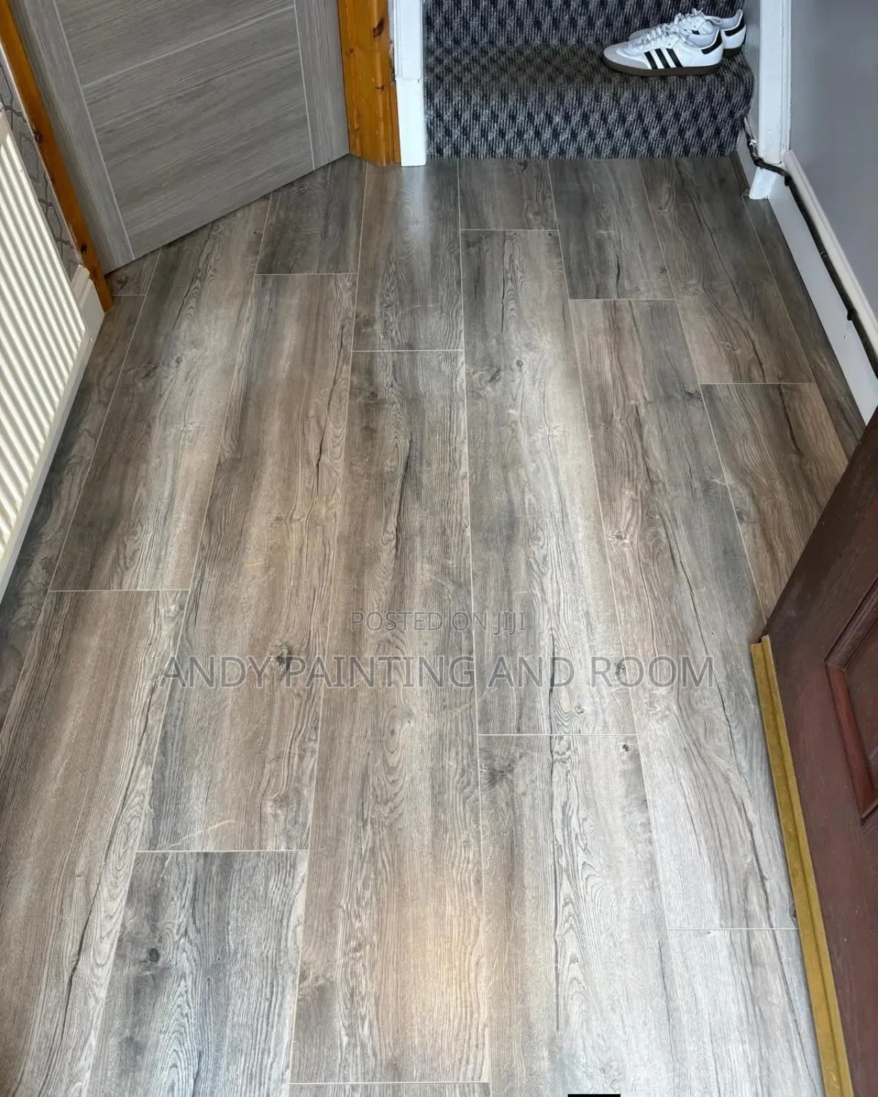 Vinyl Tiles Installation