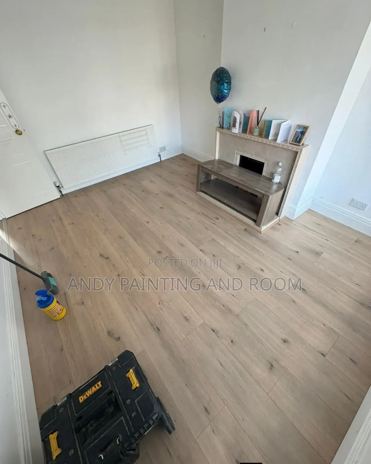 Boss Vinyl Flooring Installer