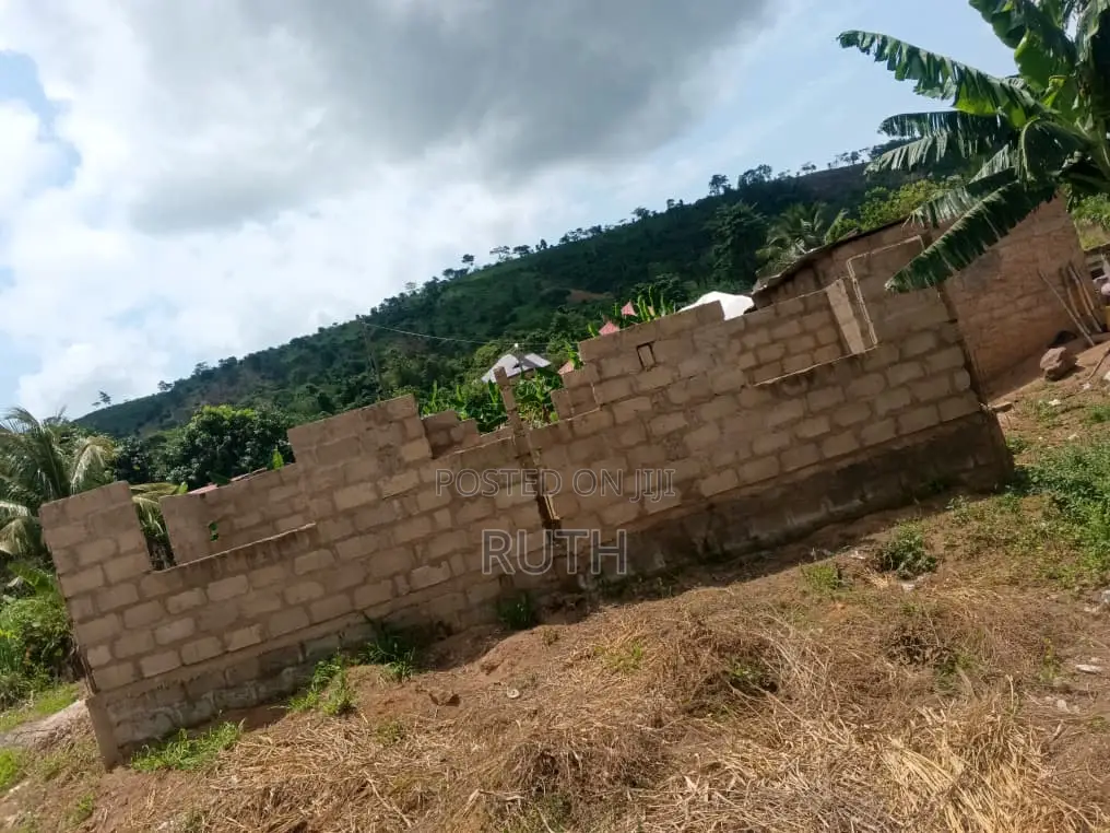 3bdrm Apartment in Koforidua, New-Juaben Municipal for sale
