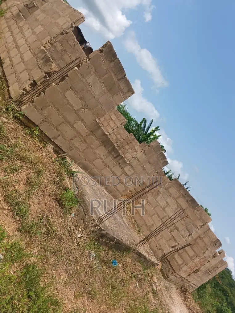 3bdrm Apartment in Koforidua, New-Juaben Municipal for sale