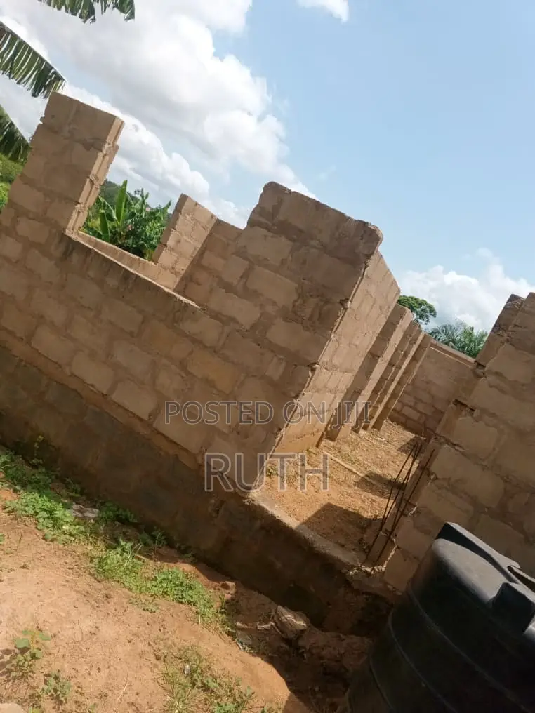3bdrm Apartment in Koforidua, New-Juaben Municipal for sale