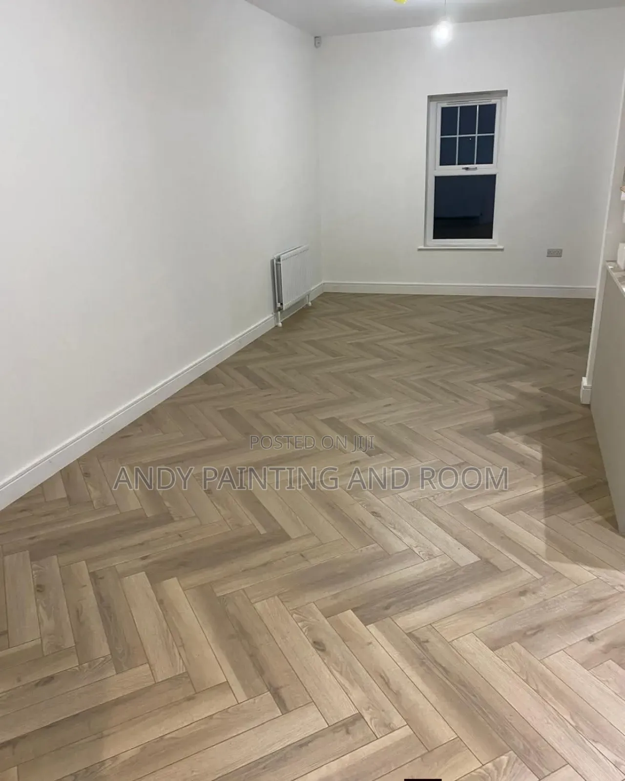 Clean Vinyl Flooring Installer