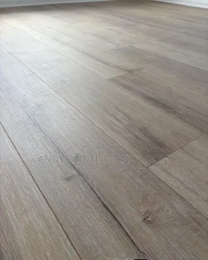 Stylish Installation of Vinyl Tiles