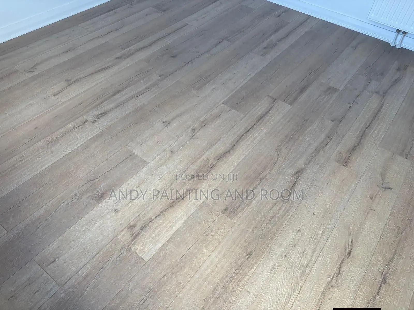 Stylish Installation of Vinyl Tiles