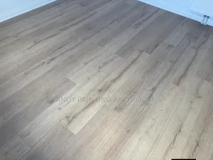 Stylish Installation of Vinyl Tiles