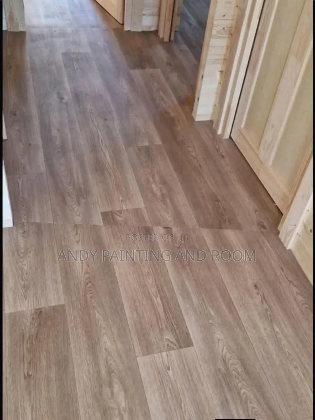 Stylish Installation of Vinyl Tiles