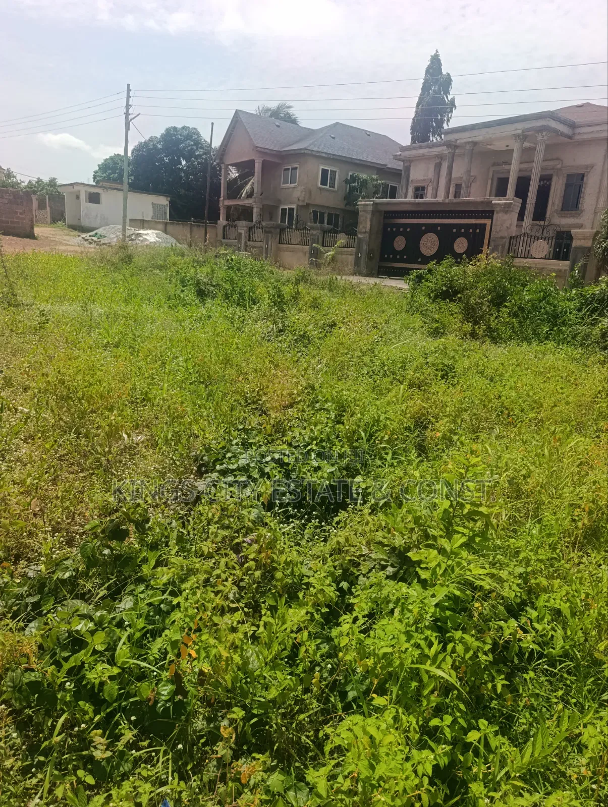 Land+ 2br Hse for Sale at New Bortiano
