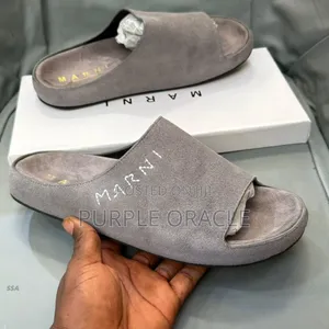 Marin Outdoor Leather Slides in Ash