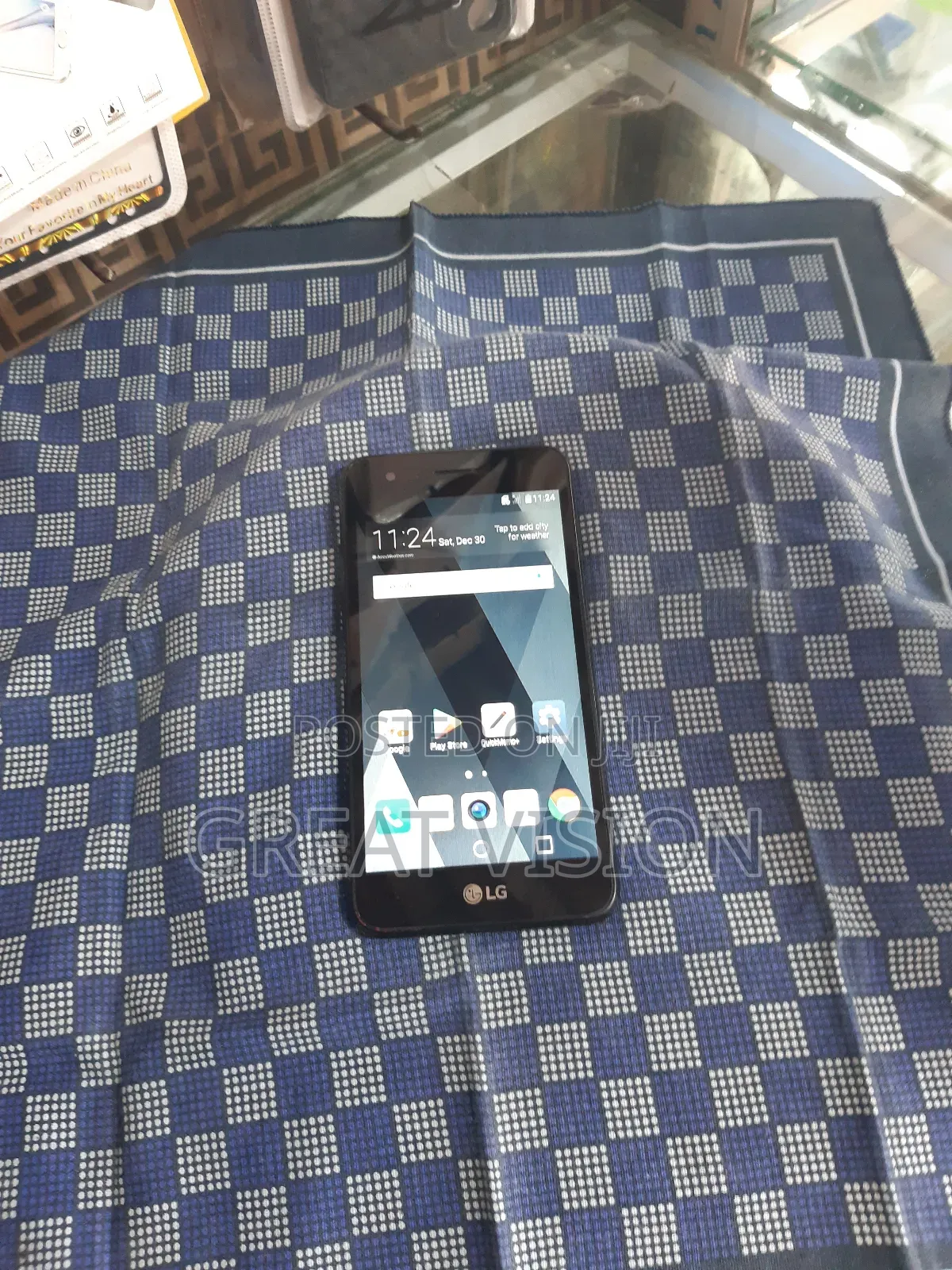 LG K4 8 GB Black