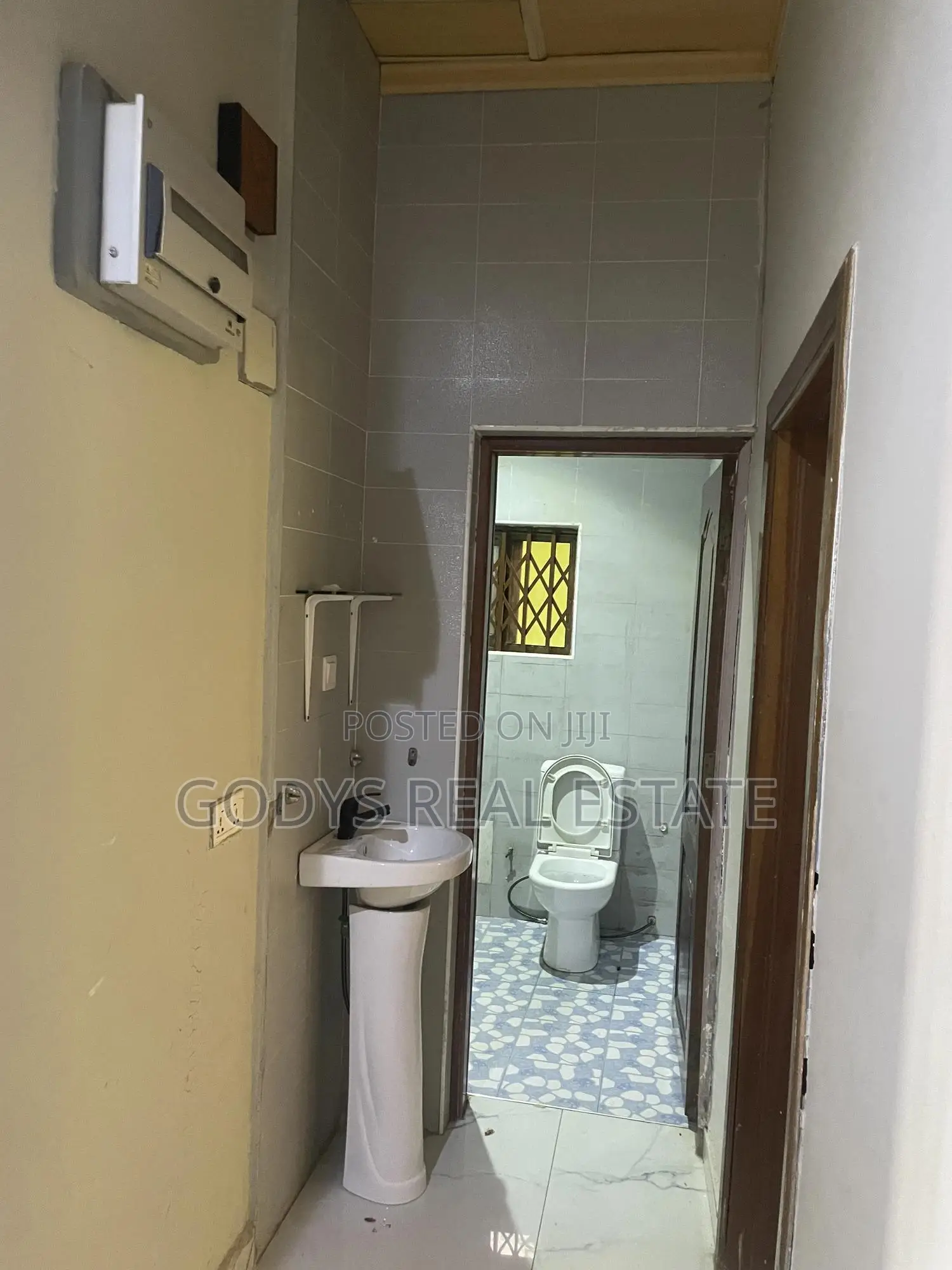3bdrm Apartment in Lamptey, Kasoa for rent
