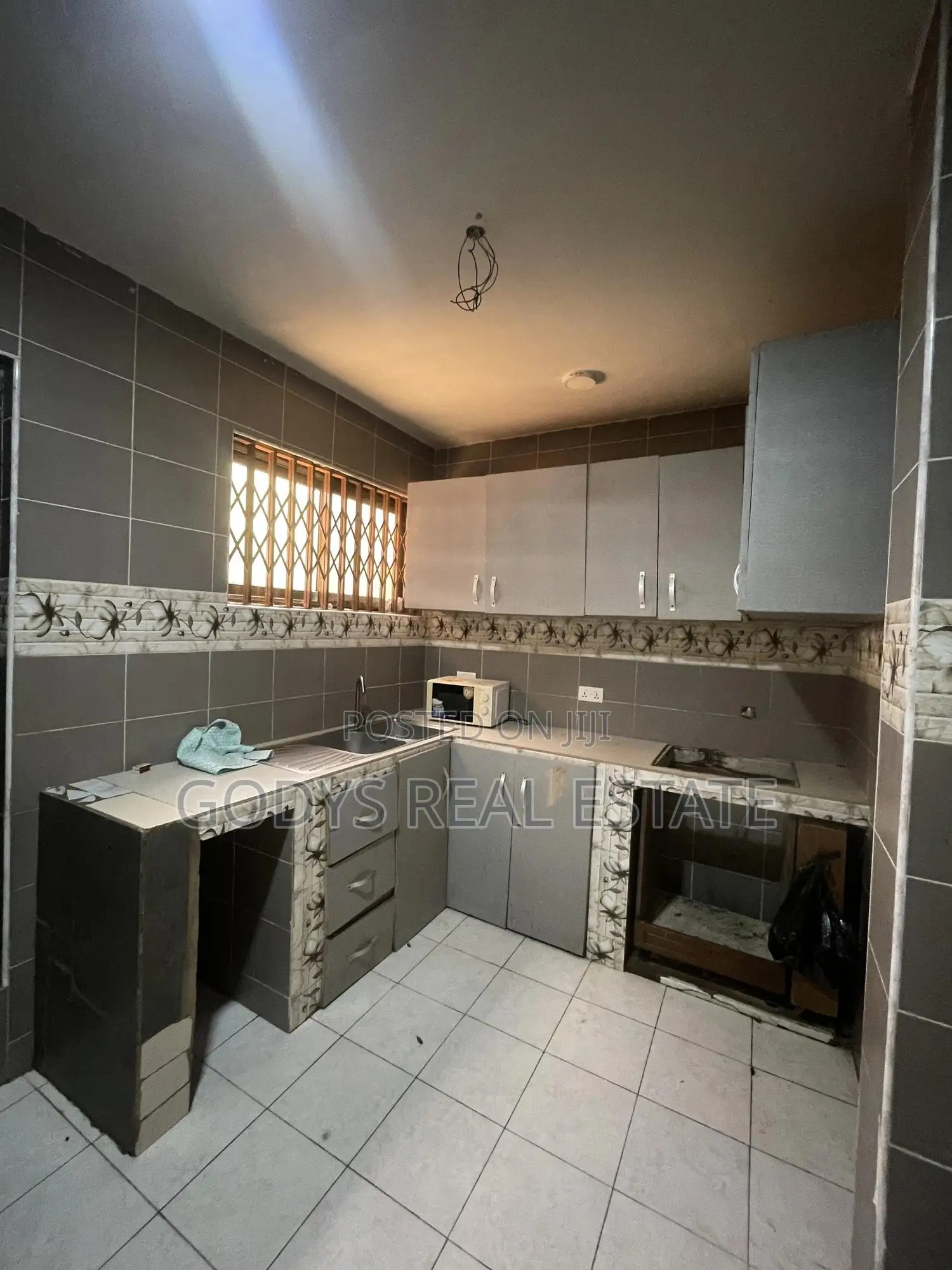 3bdrm Apartment in Lamptey, Kasoa for rent