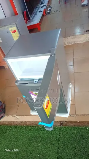 Roch RFR-110d-B Fridge – Sleek Modern Design