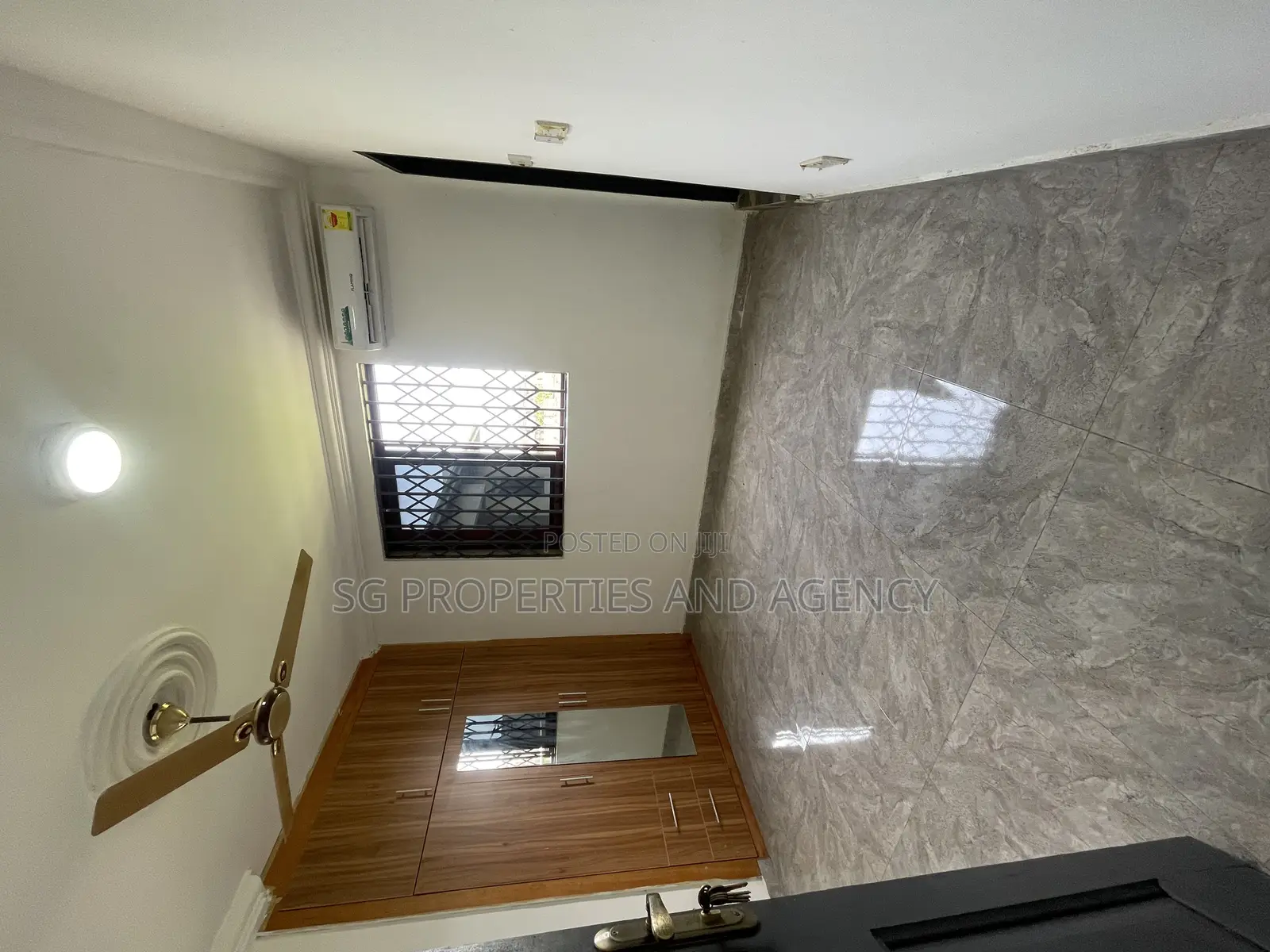 2bdrm Apartment in Lashibi, Sakumono for rent