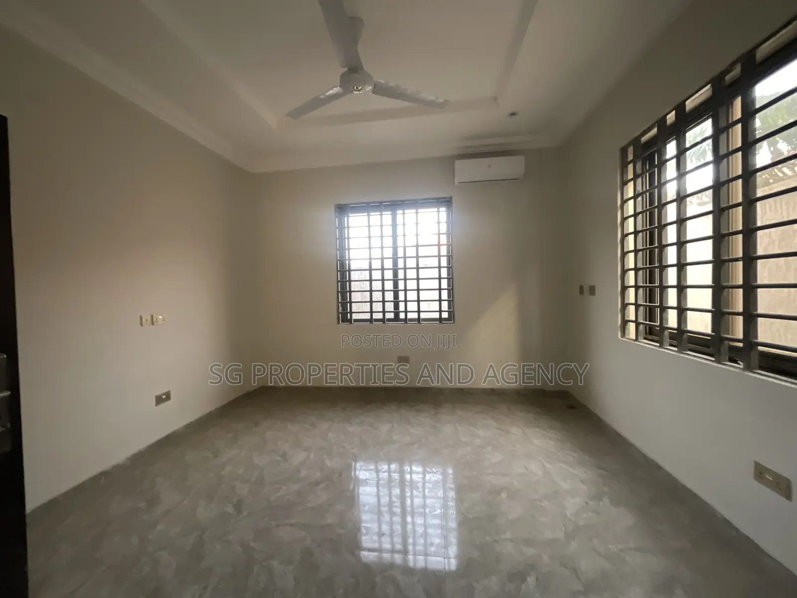 2bdrm Apartment in Lashibi, Sakumono for rent